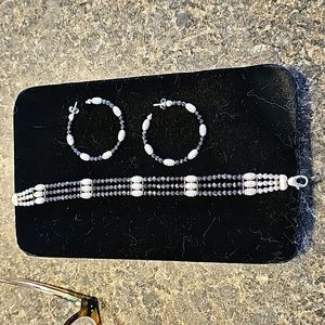 Oficina Barnardi bracelet and earrings